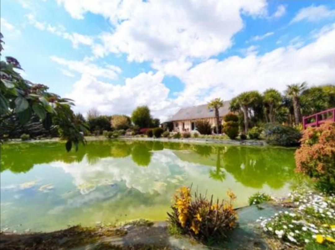 Bed and Breakfast Domaine Du D-Day Saint-Come-du-Mont Exterior foto
